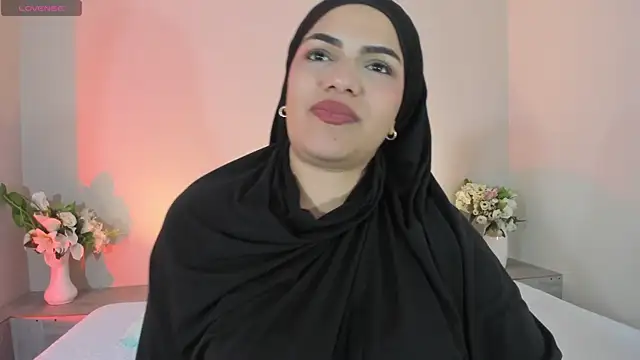 Umarani  online show from 05/19/26, 06:36