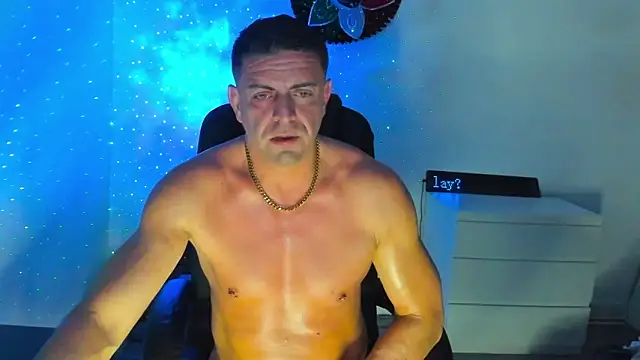 Snapshot of petr37pol chatting on 04/19/26, 10:56 petr37pol online show from 04/19/26, 10:56