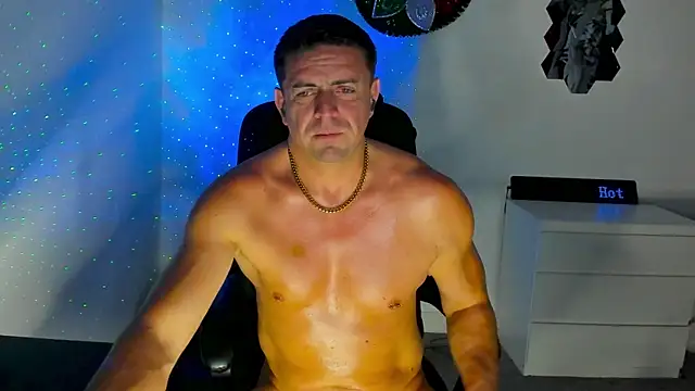 Snapshot of petr37pol chatting on 05/29/26, 01:14 petr37pol online show from 05/29/26, 01:14