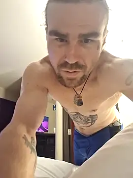 Snapshot of 19bambam87 chatting on 03/14/26, 02:39 19bambam87 online show from 03/14/26, 02:39