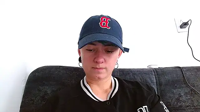 tomboyblue online show from 11/15/25, 04:14
