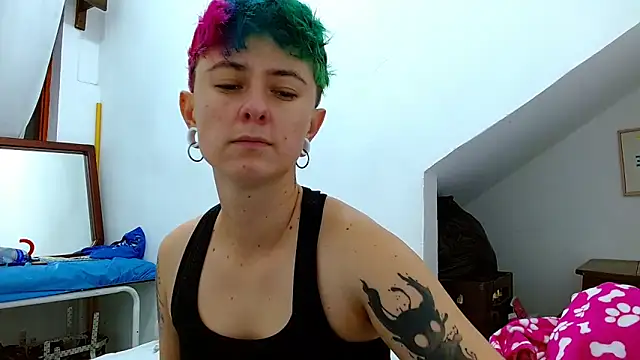 tomboyblue online show from 11/24/25, 06:02