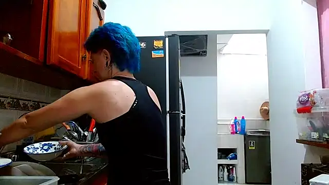 tomboyblue online show from 03/25/26, 08:04