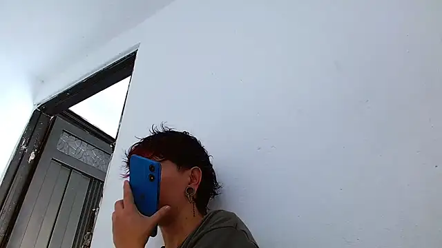 tomboyblue online show from 04/25/26, 05:32