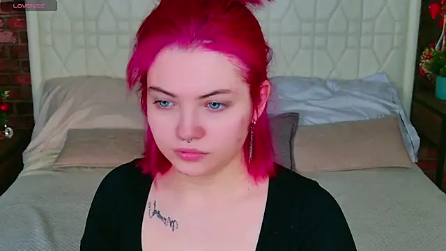 Lisa Adam online show from 12/17/24, 04:12