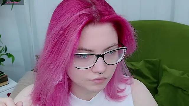 Lisa Adam online show from 12/05/25, 04:14