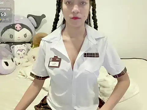 Snapshot of Oxxme__ chatting on 10/14/25, 12:22 Oxxme   online show from 10/14/25, 12:22