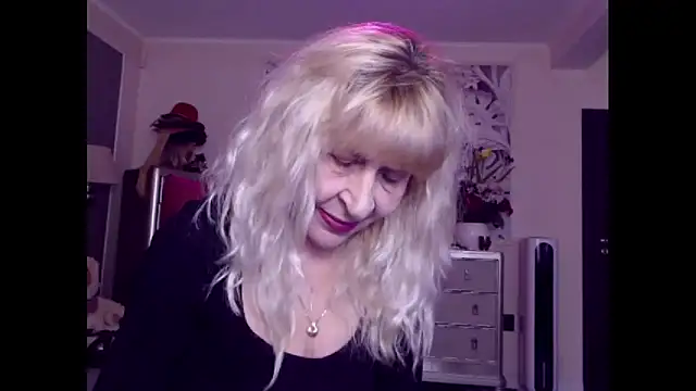 HornyMilf 555 online show from 10/15/25, 01:00