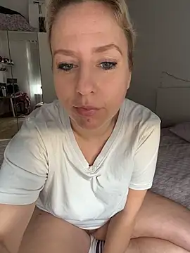 MariaValentine online show from 02/07/26, 07:34