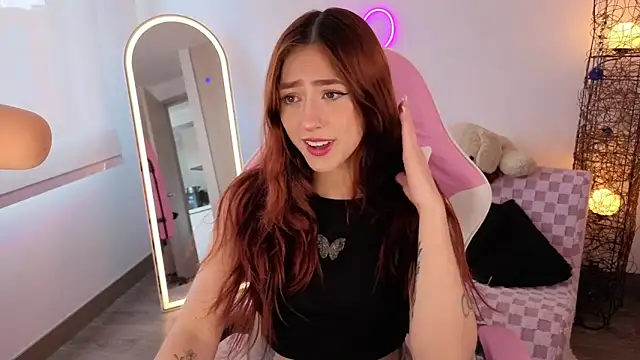 violet ch online show from 11/26/25, 07:04