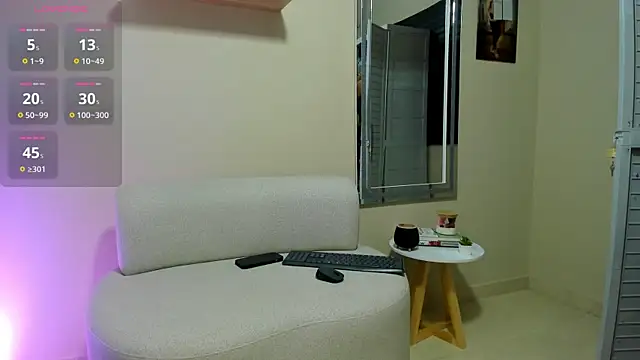 Snapshot of dahian_carter chatting on 04/27/26, 10:13 dahian carter online show from 04/27/26, 10:13