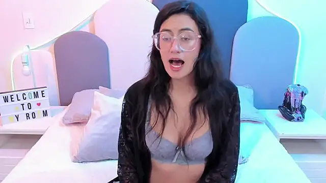 SophieGomez22 online show from 02/28/25, 05:26