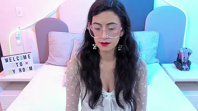 SophieGomez22 online show from 03/01/25, 11:17