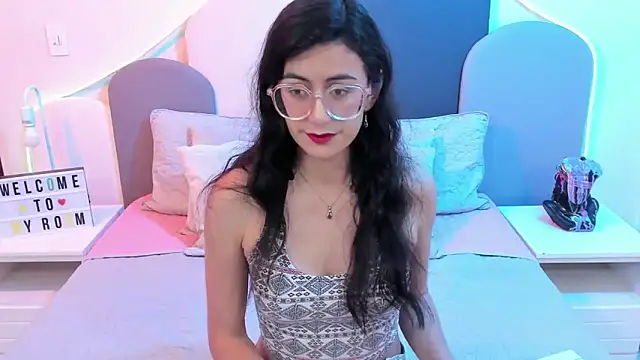 SophieGomez22 online show from 03/10/25, 11:42