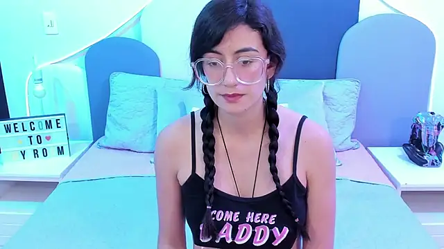 SophieGomez22 online show from 03/12/25, 02:45