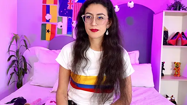 SophieGomez22 online show from 06/27/26, 11:37