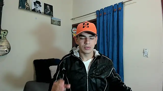 Snapshot of Ares_Johnson chatting on 02/20/25, 03:01 Ares Johnson online show from 02/20/25, 03:01