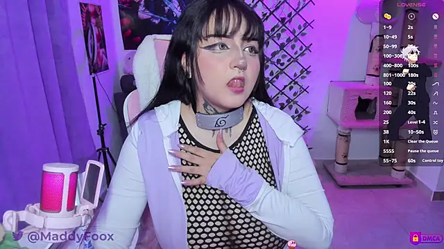 MaddyFooxx online show from 05/27/26, 11:13
