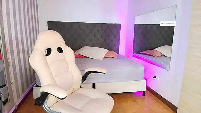 rebeca cortez  online show from 02/15/25, 04:36