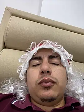 DanielGomez9 online show from 12/24/24, 06:06