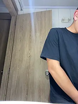 DanielGomez9 online show from 01/06/25, 11:20