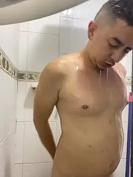 DanielGomez9 online show from 01/10/25, 12:04