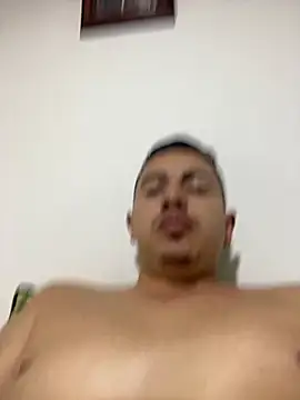 DanielGomez9 online show from 01/14/25, 02:40