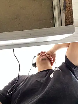 DanielGomez9 online show from 02/10/25, 02:05