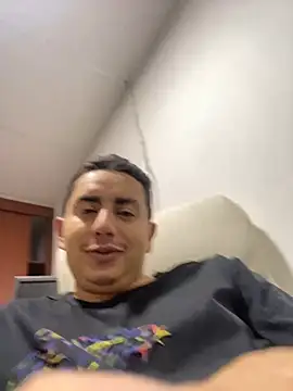 DanielGomez9 online show from 02/22/25, 12:16