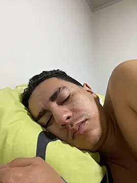 DanielGomez9 online show from 02/23/25, 03:45