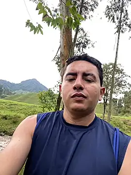 DanielGomez9 online show from 02/23/25, 06:45