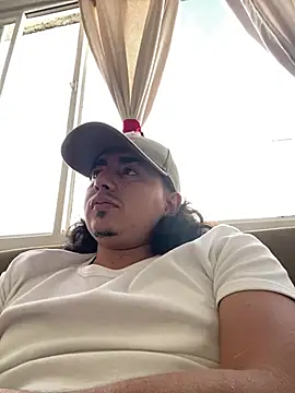Snapshot of DanielGomez9 chatting on 07/28/26, 09:14 DanielGomez9 online show from 07/28/26, 09:14