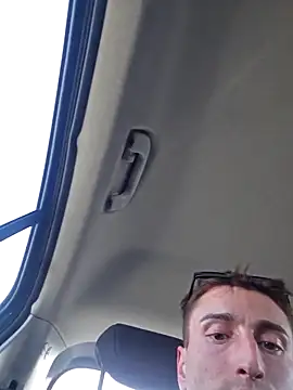 Snapshot of v4Tomasgrau9 chatting on 03/07/26, 10:01 v4Tomasgrau9 online show from 03/07/26, 10:01