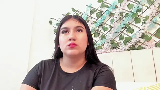 LexiiBloom online show from 09/20/25, 09:43