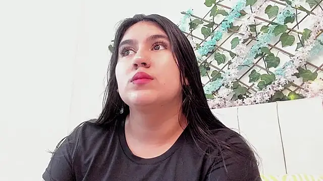 LexiiBloom online show from 10/01/25, 10:32