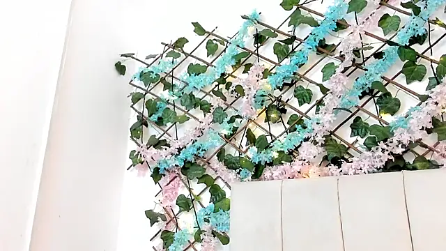 LexiiBloom online show from 10/16/25, 10:27