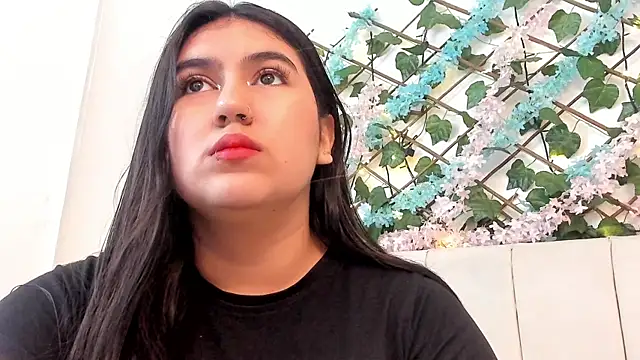 LexiiBloom online show from 10/18/25, 10:27