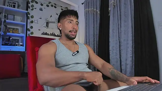Couple muscle1 online show from 02/23/26, 10:18
