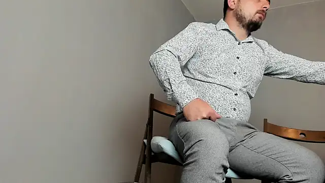 Master Mark Wayne online show from 10/13/25, 04:40