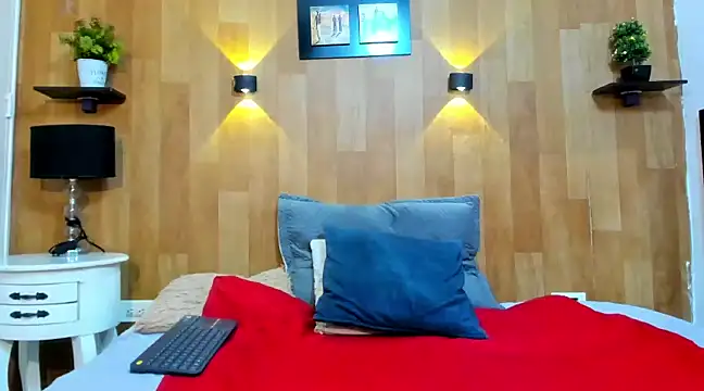 marianaa90 online show from 03/10/25, 07:07