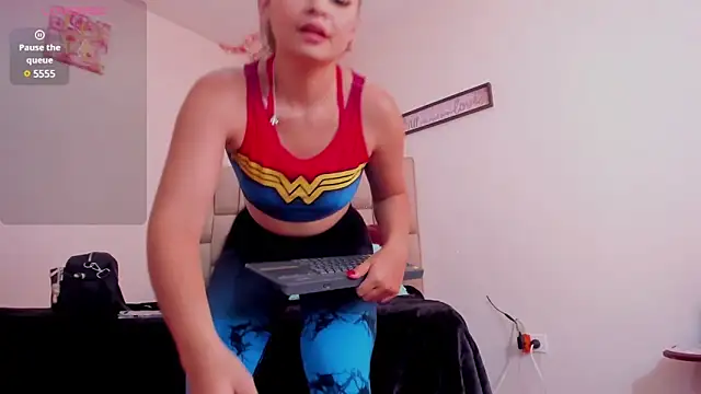 celeste anderson online show from 12/10/24, 09:00