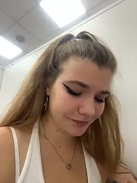 Holy Tereza online show from 11/15/25, 03:52