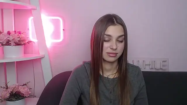 MilanaAngelAs online show from 12/15/25, 08:57