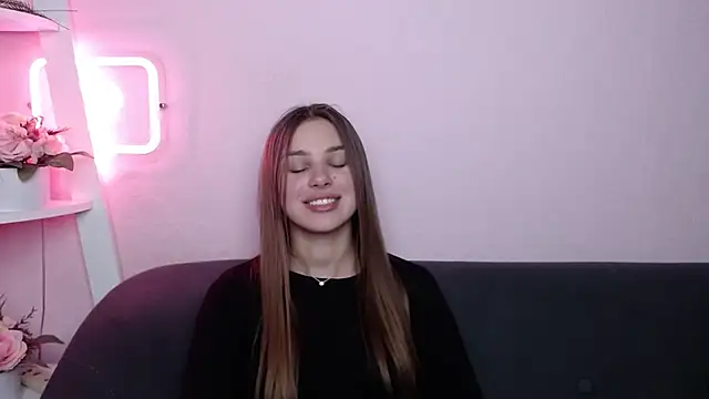 MilanaAngelAs online show from 04/18/26, 04:55