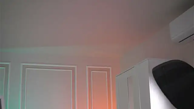 EvaZane online show from 12/14/25, 07:29