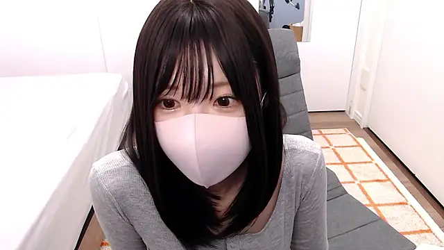  mi tsu ki  online show from 10/13/25, 04:23