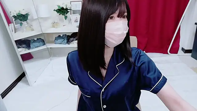 Snapshot of _mi_tsu_ki_ chatting on 07/04/26, 10:49 mi tsu ki online show from 07/04/26, 10:49