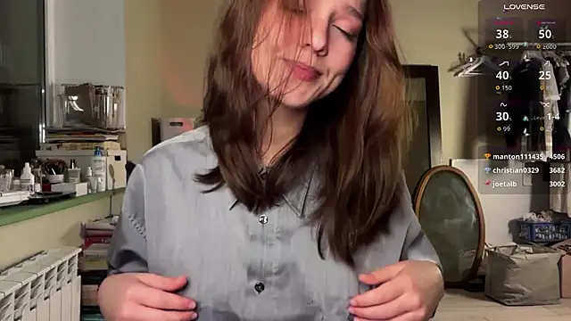 Snapshot of Addelin_Moon chatting on 11/05/25, 04:51 Addelin Moon online show from 11/05/25, 04:51