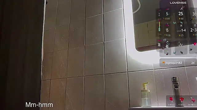 Addelin Moon online show from 04/26/26, 12:36