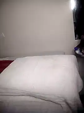 KikiLovesD online show from 02/04/25, 04:18